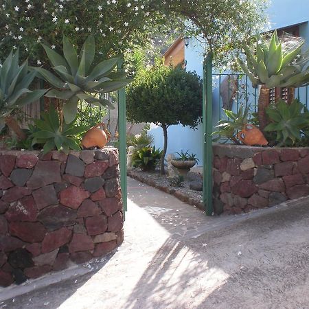 Eolie Appartamenti Per Vacanze Липари Номер фото
