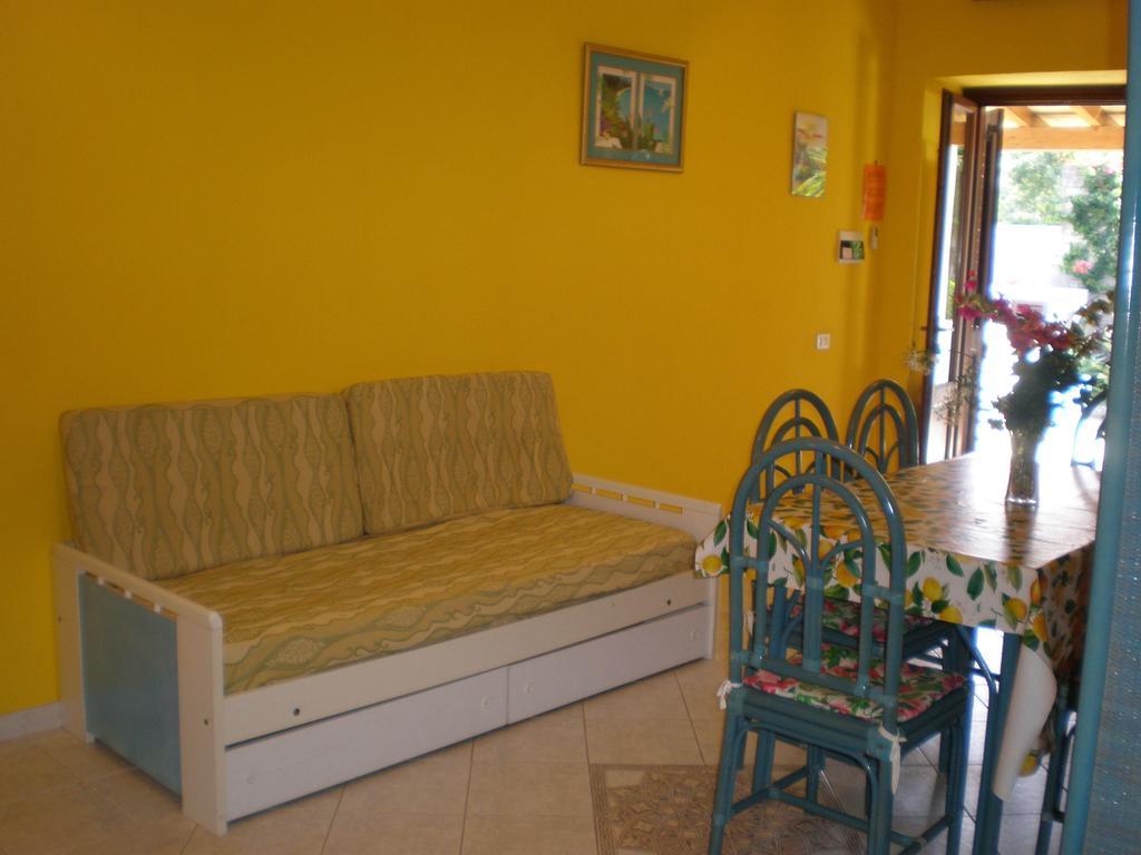 Eolie Appartamenti Per Vacanze Липари Номер фото